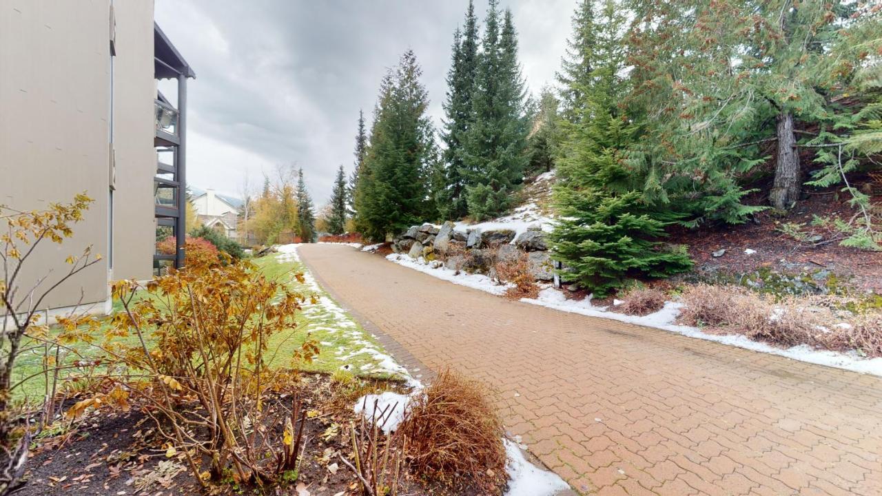 Ironwoods On Blueberry Hill By Whistler Blackcomb Vacation Rentals Dış mekan fotoğraf
